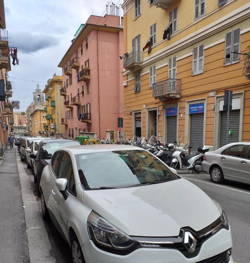 Appartamento Genova,400M Dal San Martino Экстерьер фото